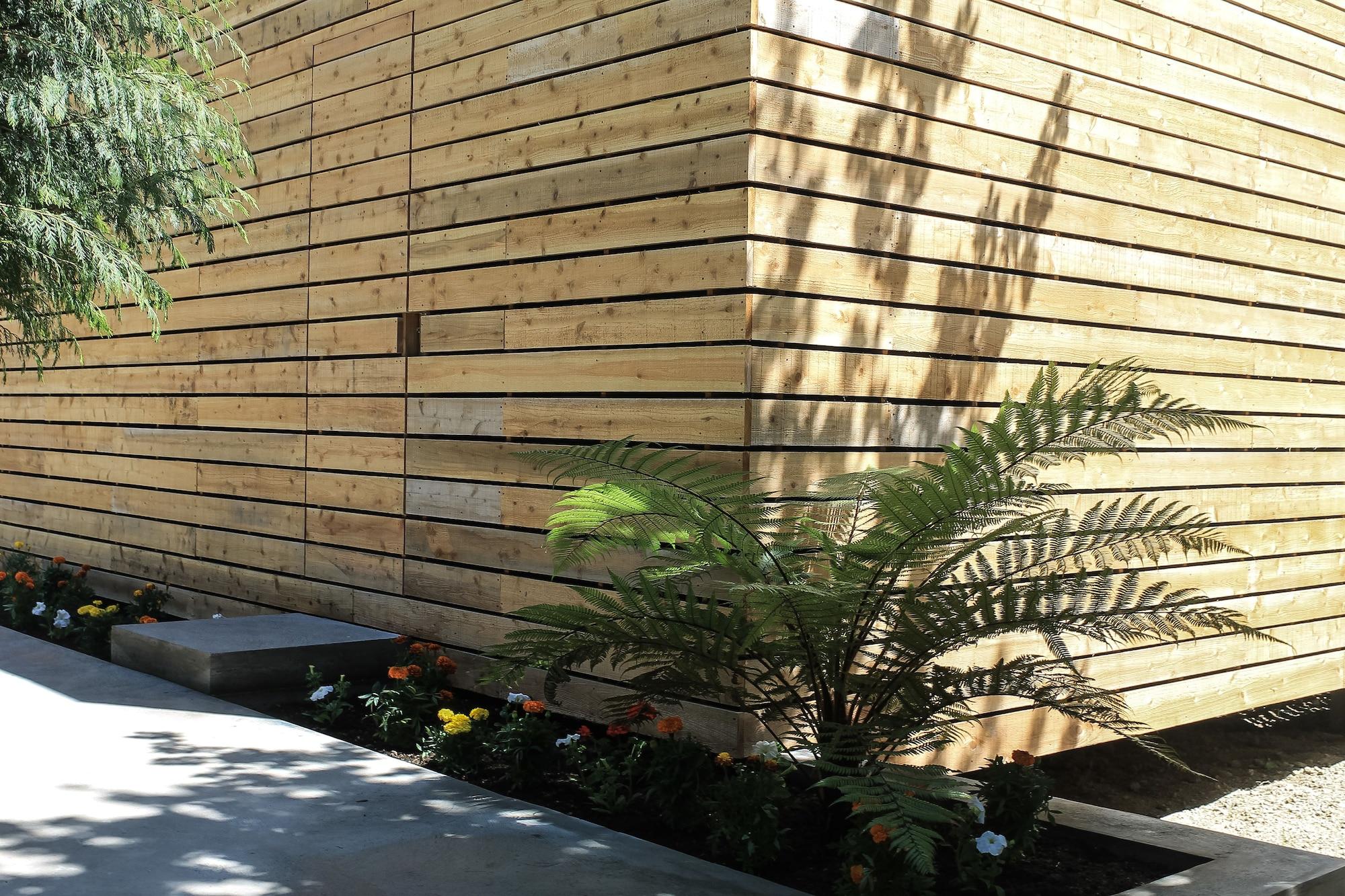 Furnas Lake Forest Living Exterior photo